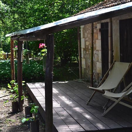 Les Bruyeres B&B Montbron Eksteriør bilde